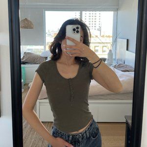 Cotton on moss green scoop neck crop top t-shirt